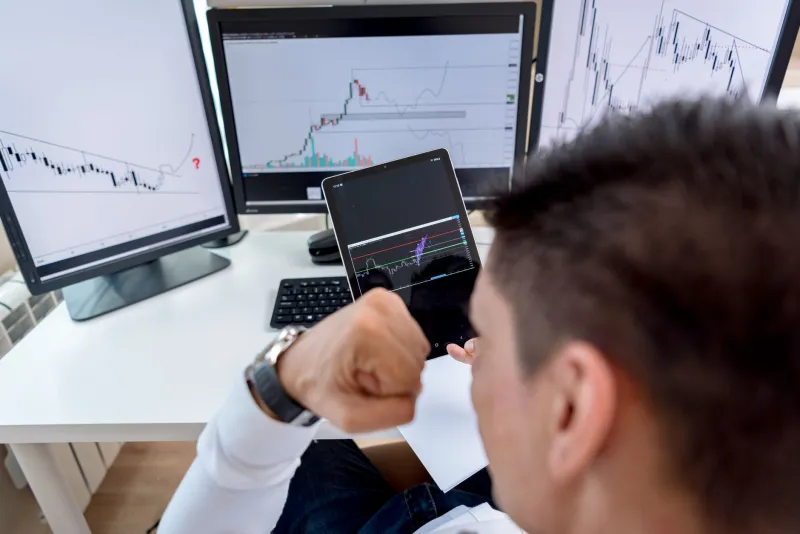Thesis Rot: The Quiet Clock That Expires Your Trade Before Your Stop Ever Rings